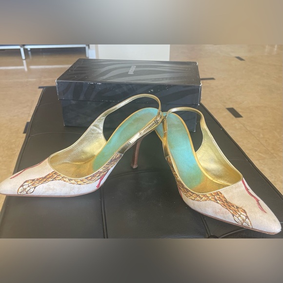 VINTAGE ROBERTO CAVALLI HEELS - Picture 3 of 10